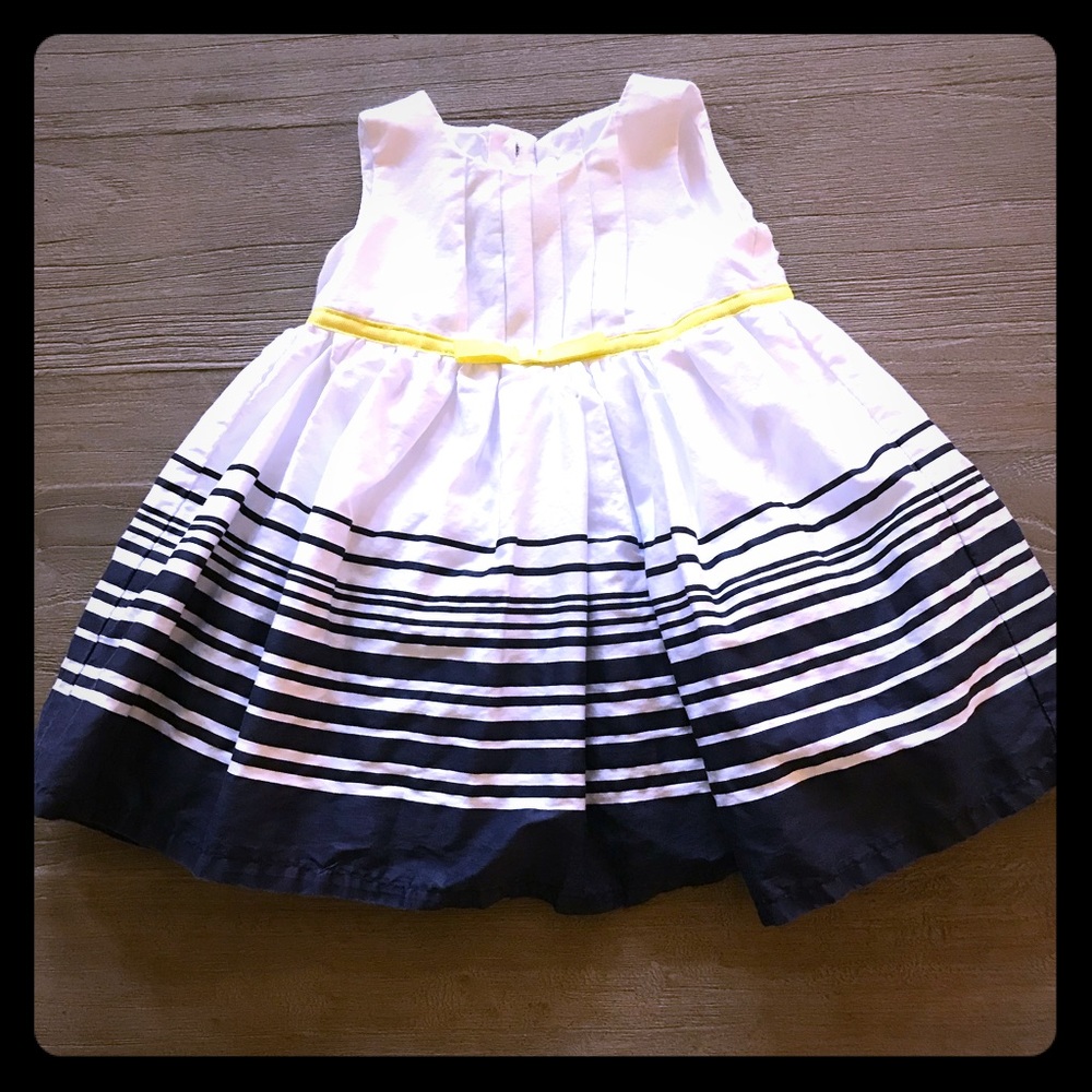 Carter’s 6M dress